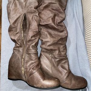 Women’s boots
